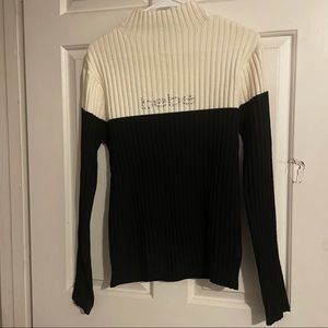 Bebe sweater